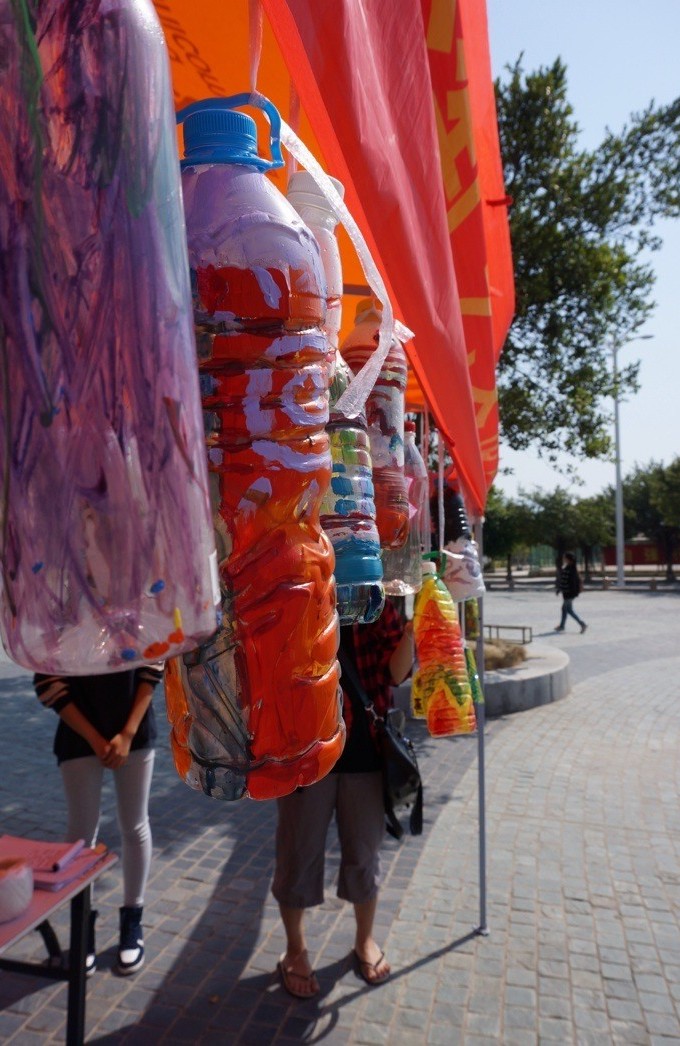 艺术设计系“淘艺”文化节之“当涂鸦爱上瓶子”5