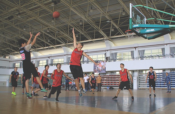 艺术设计系第四届“艺动杯”篮球赛圆满落幕BY孟国辉1